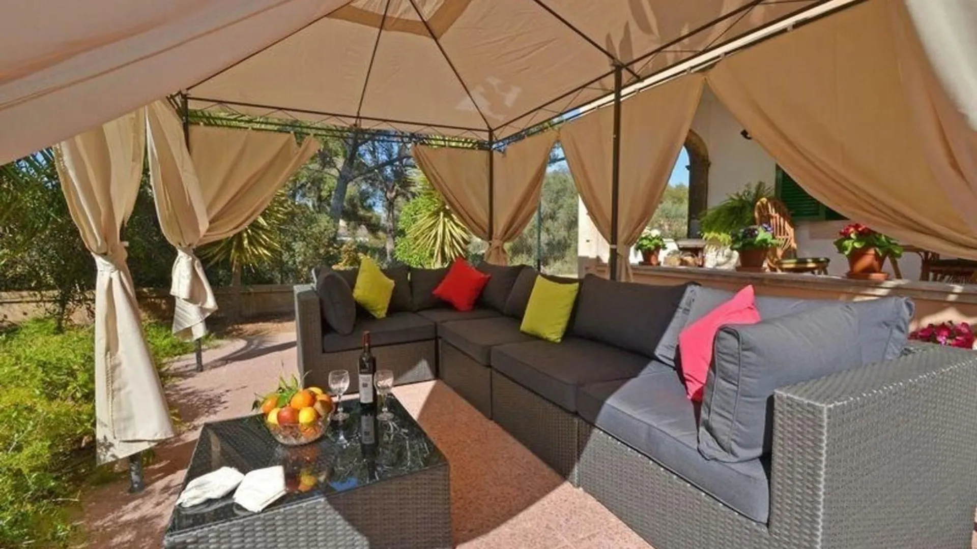 Ferienhaus Schoene Villa Mit Pool Und Garten El Toro